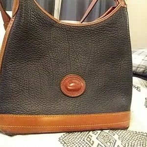 Vintage Dooney &Rourke leather purse.